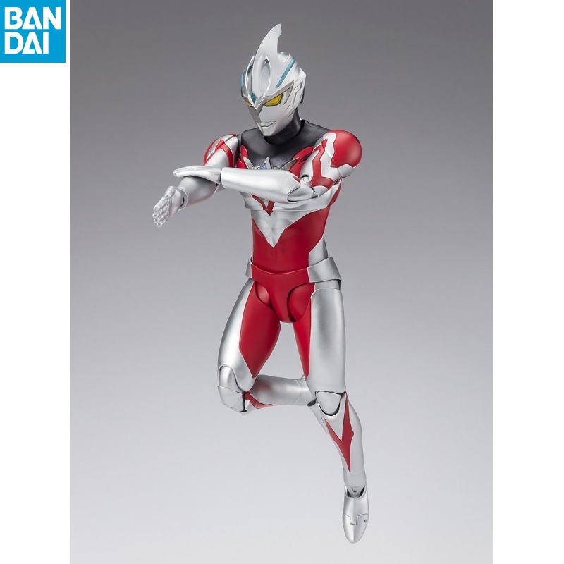 BANDAI SHF Ultraman Arc Action - Model Kit Ultraman recensione e prezzo